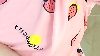 Do You Think Am I Cute in My Pink Pajamas?