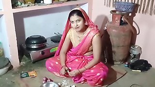 Stepmom Rajlaxmi Aunty wants it now, let's get wild