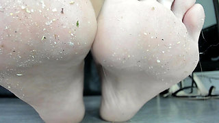 Dirty and Natural Toenails