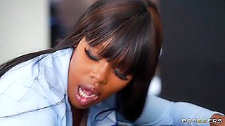 Lia Lovely In Mazee Milf Delivery