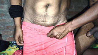 Indian Village Sister In Law Very Hot Red Saree And Withe Beautyful Bra Big Boobs Size 38 Sister In Law Very Light Sex Videos