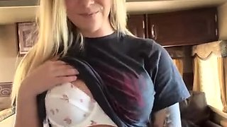 Perfect blonde babe in solo masturbation