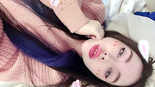 Big boobs milf masturbates with her dildo