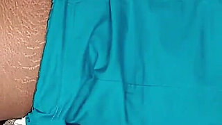 Housewife Fucked by Massager -2