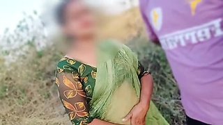 Desi Village Bhabhi Fucked Hard in Jungle by Devar, Indian Teen Tight Pussy Outdoor Sex, Hindi Audio