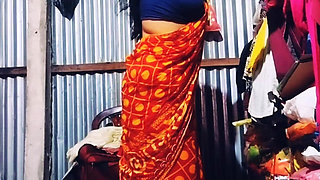 Busty Bhabi with a Huge Ass Fucks a BBC on Her Room