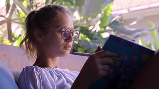 Clarice - Memories In 4k