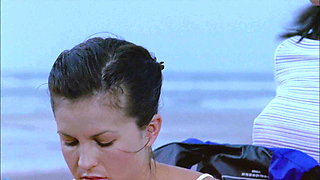 Susan Ward and Laurie Fortier - ''The In Crowd''