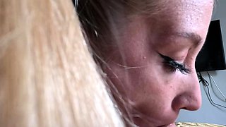 Hot teenager stepdaughter seduced stepdad during family