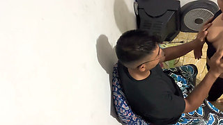 Recording! He Performs Oral Sex on His Stepson Until He Squeezes Everything