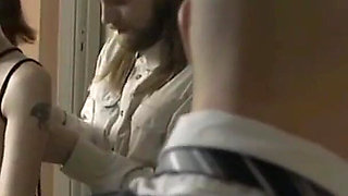 Meliss and Zoë Get Spanking