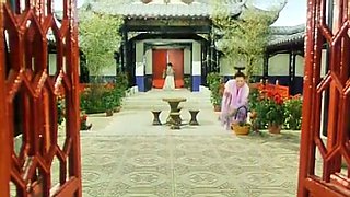 Chinese hot and kinky babe got her butthole fucked while taking bath