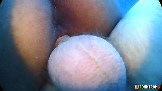 Noodee In Pool - Videos - JohntronX