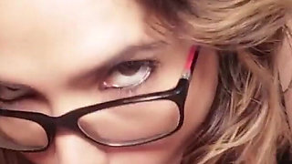 She Gives Me an Amazing BJ Before Dinner - POV