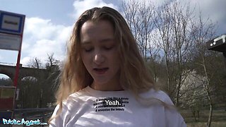 Erik Everhard and Ivi Rein's outside porn by Public Agent