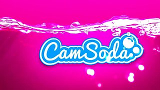 Camsoda - Showering and bathing latina beauty sucks dildo