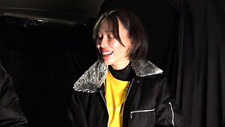 Close up fuck girl in big cock