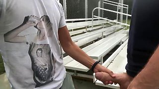 Gay Outdoor Fuck at the Park