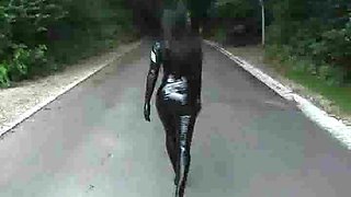 L.Anga uniform latex