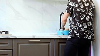 RIM4K. Household guy enjoys threesome with Russian girls