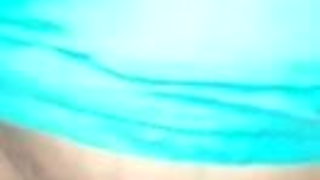 Aunty handjob, stretch marks