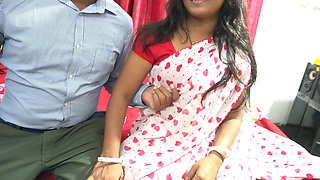 Bhabhi Looks Absolutely Stunning in That Saree; It Makes Me Feel Like I’m Definitely Going to Fuck Her Pussy Today.