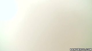 Heavy chested bombshell Rebeca Linares gets nasty