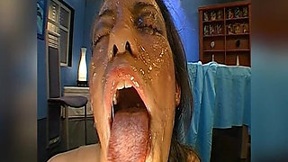 Brunette Bukkake Slut Gets Her Face Drenched