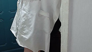 A MILF Lesbian Doctor Cums in a Patient's Mouth