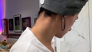 Big boob brunette masturbates on webcam