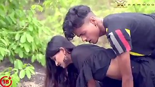 Girlfriend Ke Sath Jungle Me Kiya Mangal