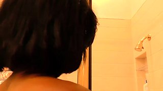 Ivory Logan Is Really Want To Suck Gloryhole Cock