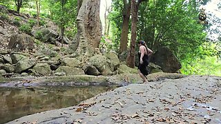 Beautiful Bhabhi Caught Bathing Outside Indian Sex