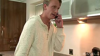 Bigbutt milf kitchen fuck